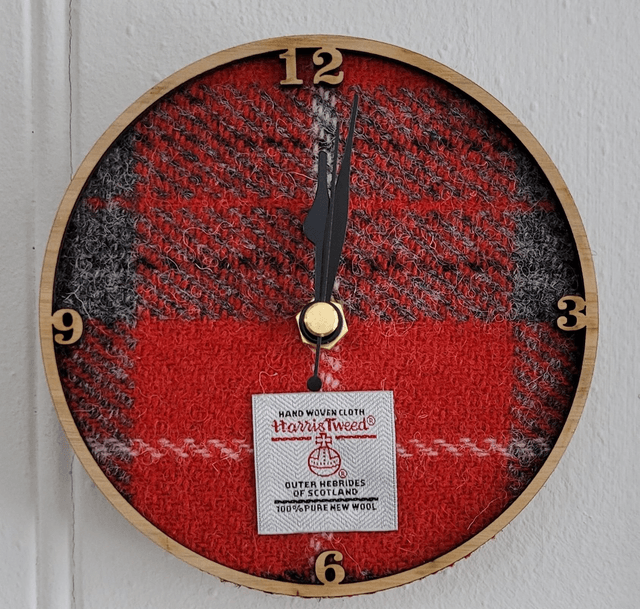 Round clock
