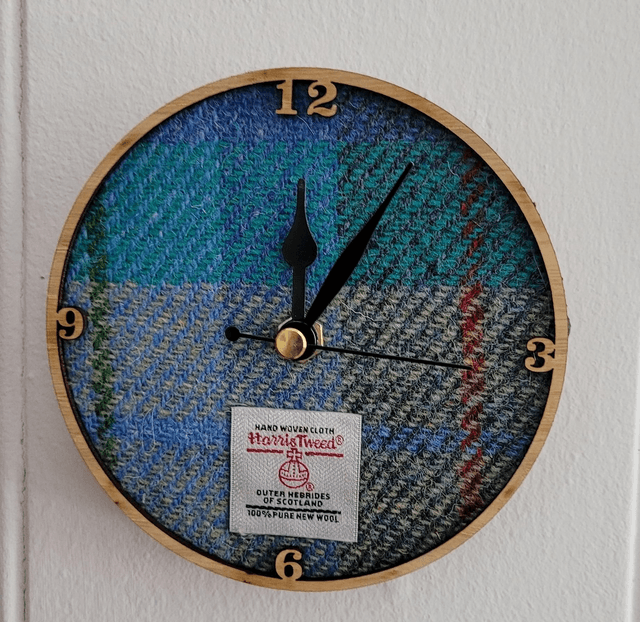 Round clock