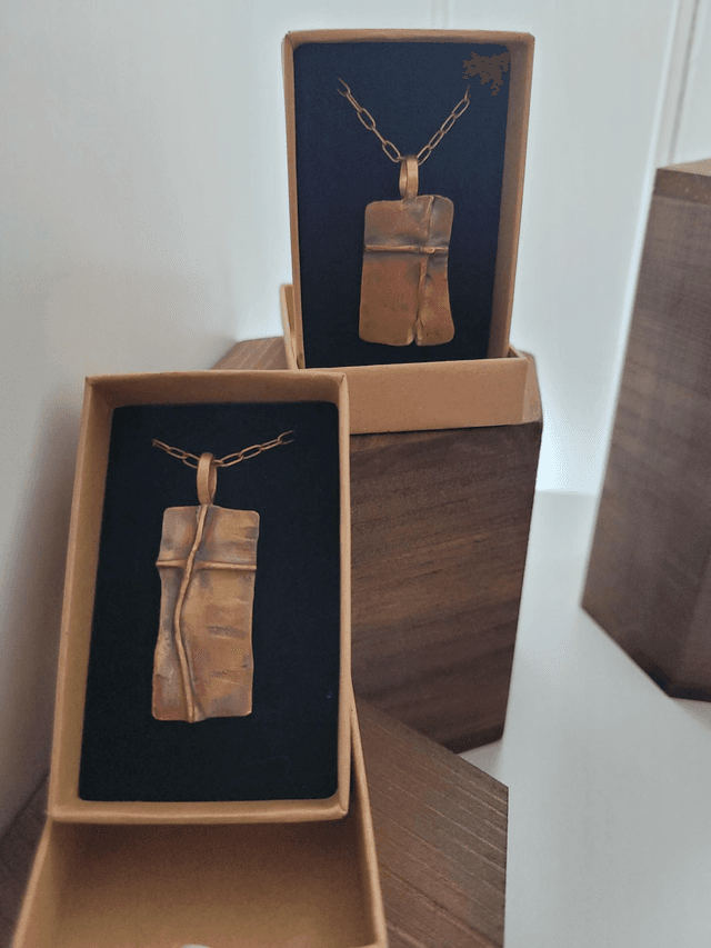 pendant small